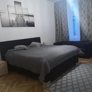 Angelika Apartamento