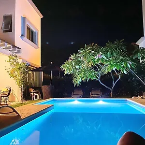 Esquina De La Felicidad De Playacar Bed & Breakfast Playa del Carmen