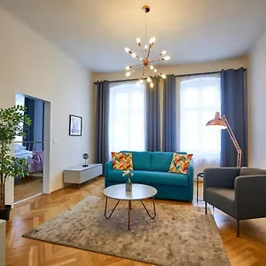 Apartment Fancy For 5 With Self-check-in At Spittelberg, Vienna
